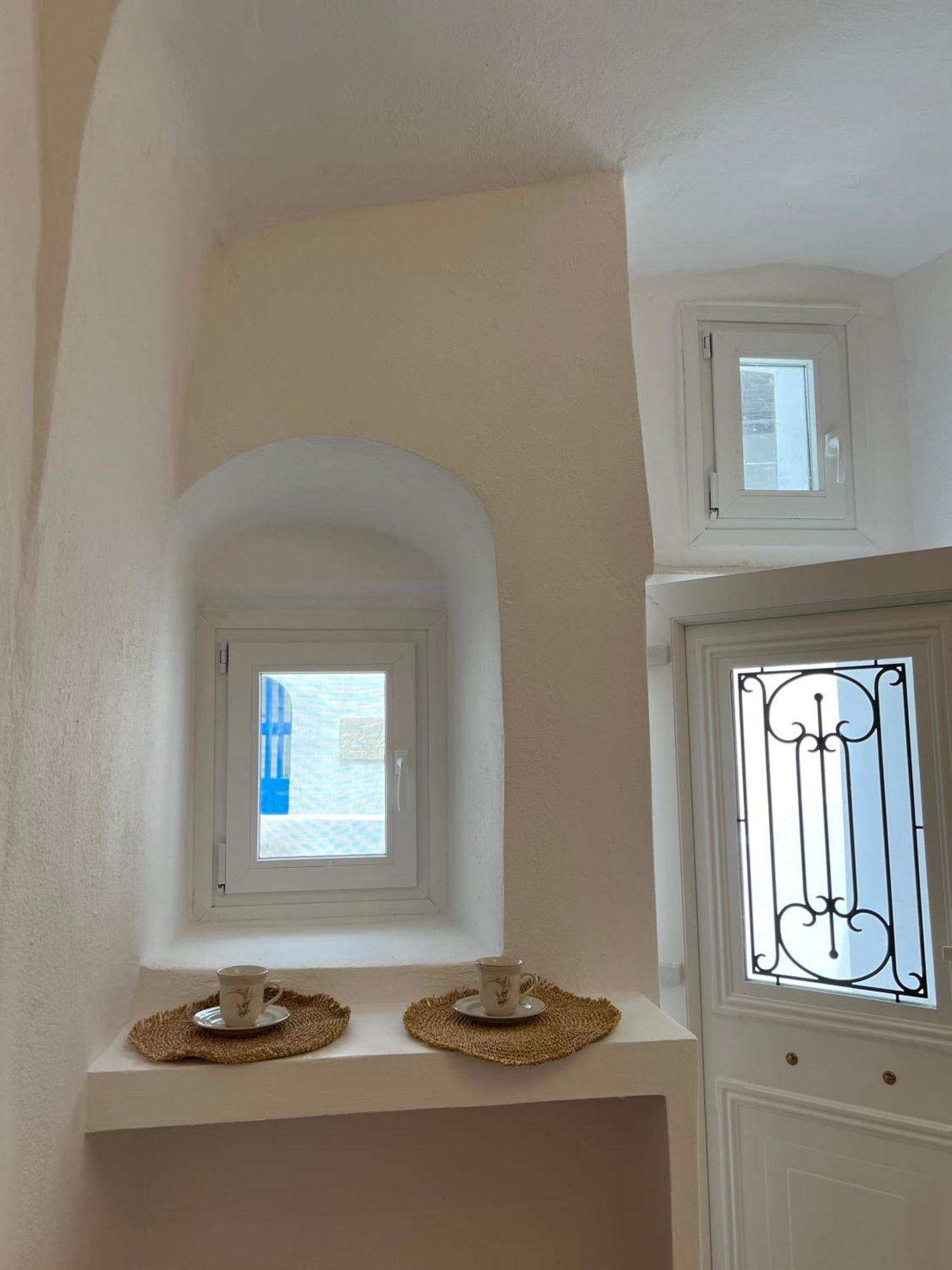 Cave Noelia Apartment Fira  Bagian luar foto