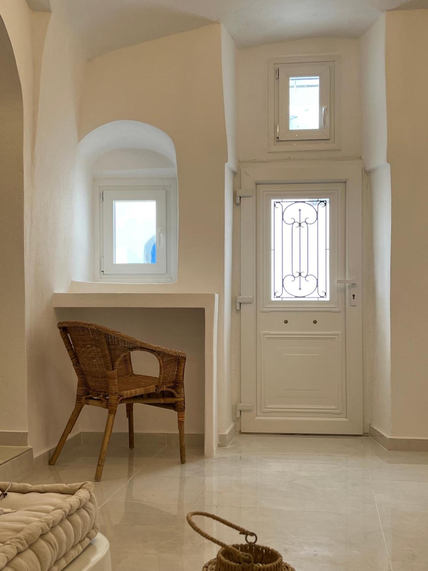 Cave Noelia Apartment Fira  Bagian luar foto