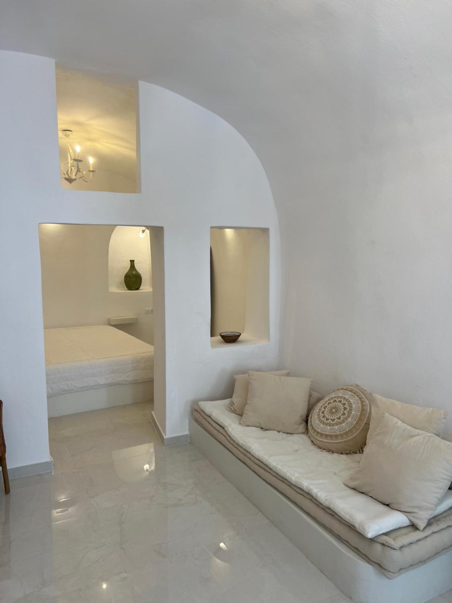 Cave Noelia Apartment Fira  Bagian luar foto